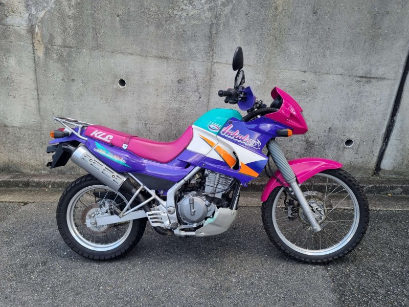 KLE250 35Hp Adventure 90s travel machine